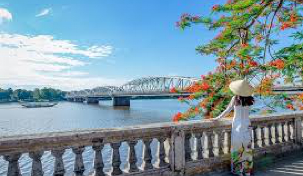 Tour Khám Phá Huế Trong Tôi 