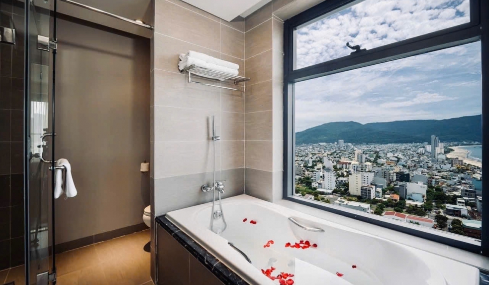 APARTMENT LUXURY 2 BED ROOM 1110