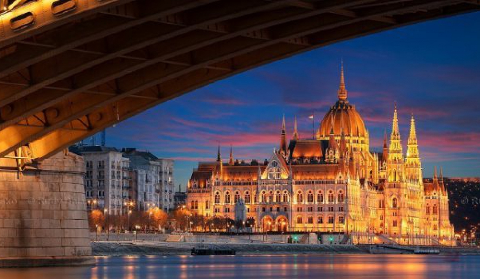 TPHCM -ĐÔNG ÂU 5 Nước ĐỨC - ÁO - HUNGARY - SLOVAKIA - SÉC 10N9D